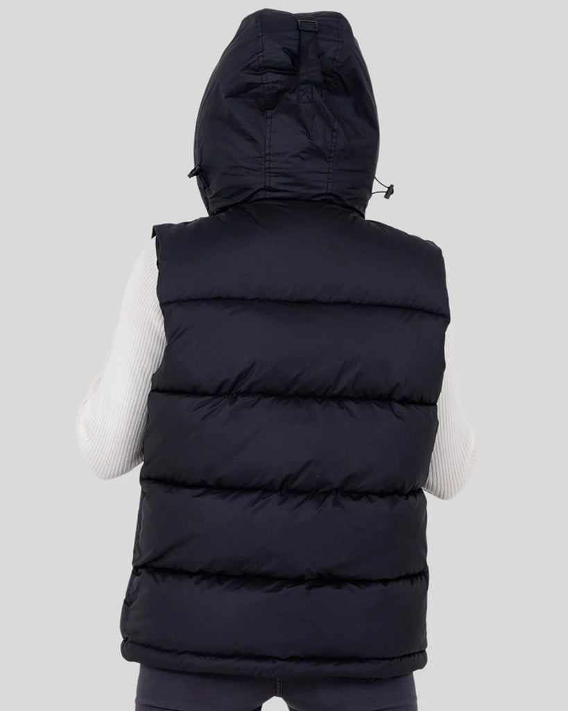 Maison Courch lämmitettävä Alise toppaliivi Unisex mitoituksella, Heating outerwear Sleeveless puffer with hood, black