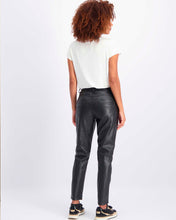 Lataa kuva Galleria-katseluun, Tramontana mustat keinonahka housut , Pants PU Fitted Fancy Tapes